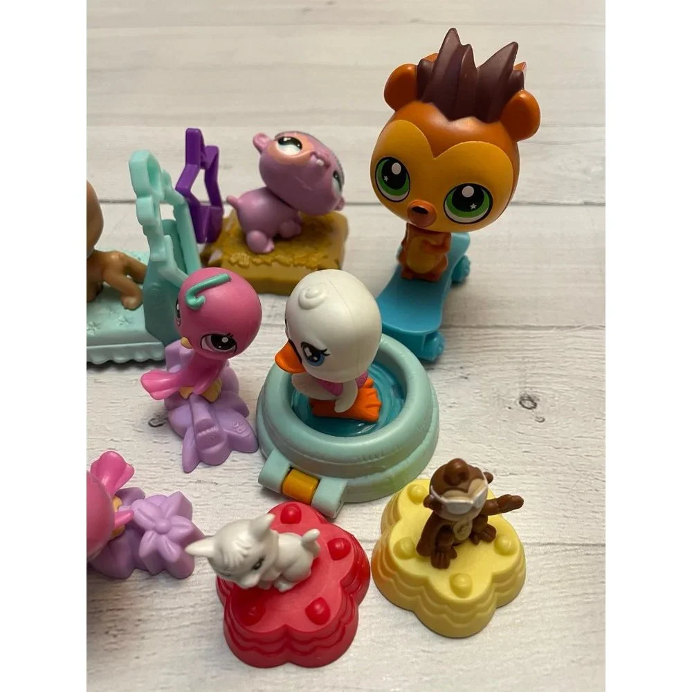 Littlest Pet Shop McDonald’s set‎ of 12 figures